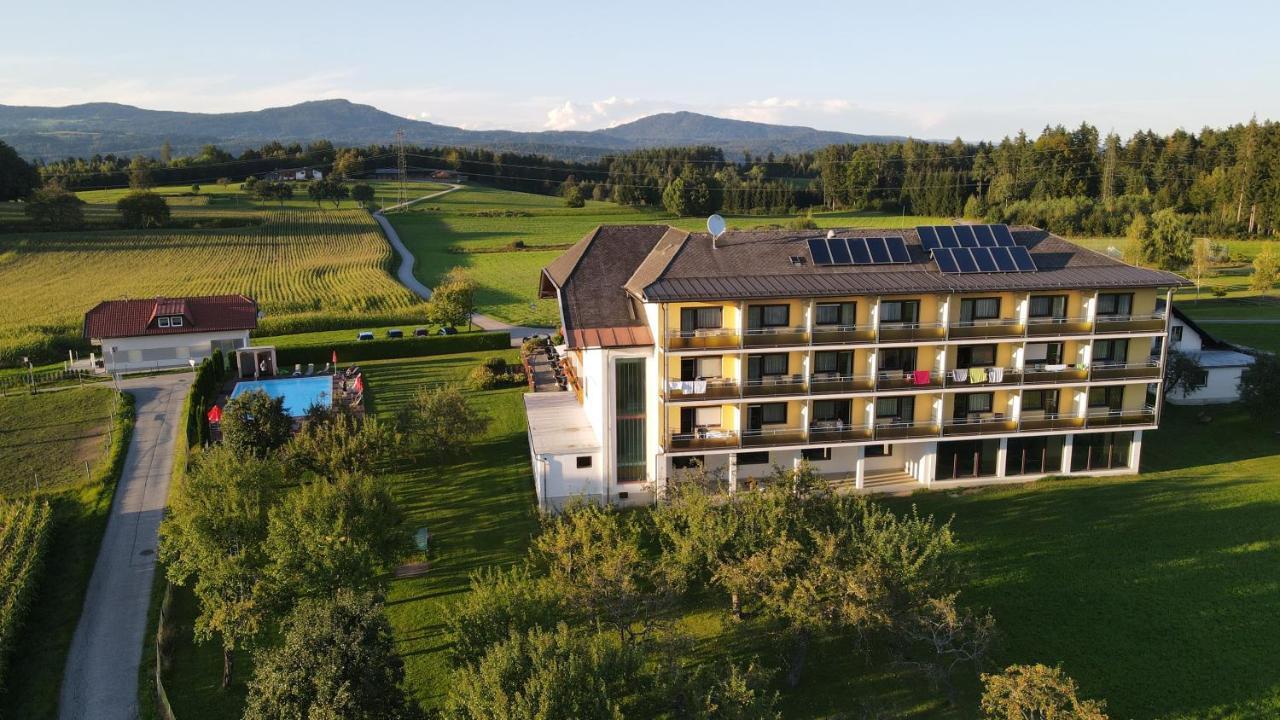 Hotel Fantur Velden am Woerthersee Exterior photo